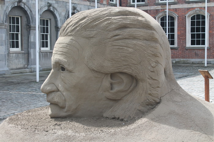 Dublin Castle, sculture di sabbia