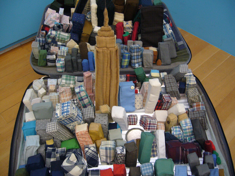 Yin Xiuzhen, Portable Cities