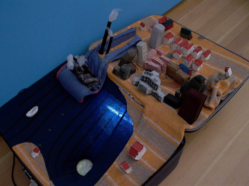 Yin Xiuzhen, Portable Cities